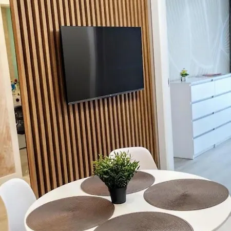 Appartement Przystan Letnica Klimatyzacja Garaz Plaza Brzezno 5min