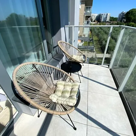 Przystan Letnica Klimatyzacja Garaz Plaza Brzezno 5min アパート