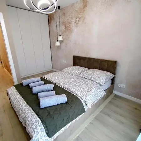 Przystan Letnica Klimatyzacja Garaz Plaza Brzezno 5min * غدانسك